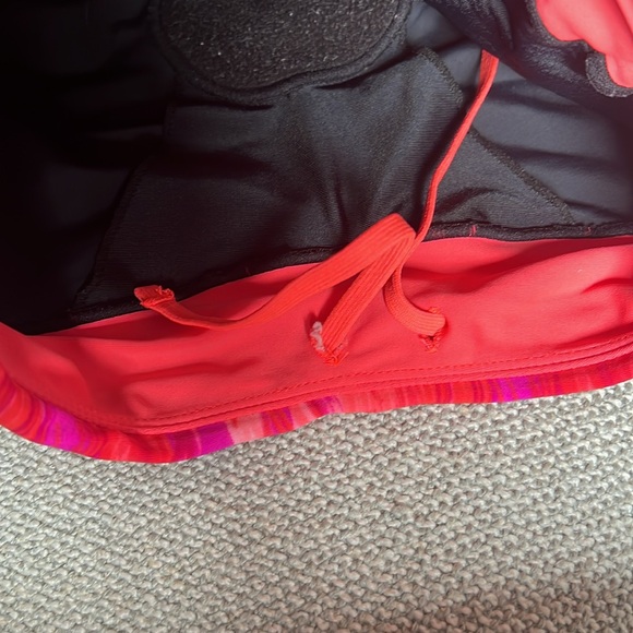 Zoot padded bike shorts black and pink sz small - Picture 6 of 7